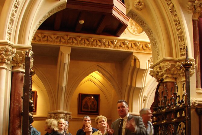1.5-hour Oxford City and University Walking Tour - Pace, group size, and comfort tips for an easy walk