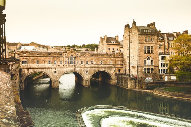 2-Day Windsor, Stonehenge, Bath & Oxford Tour Including Admission - Day 2 in Bath: Morning Time, Roman Baths Tickets, and Abbey Options