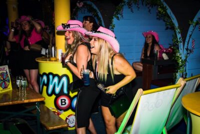 2 Hour in Benidorm Nightlife and Party Access