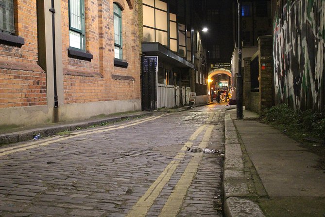 2-Hour Jack the Ripper Small Group Walking Tour in London - Group size and night walking: comfort, attention, and safety
