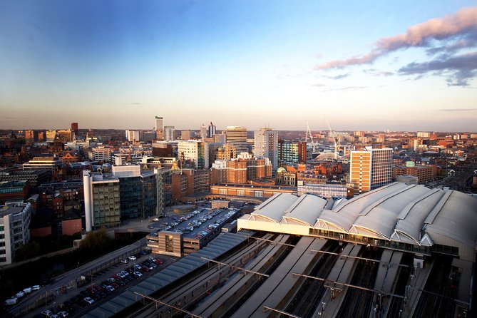 2 Hour Leeds Highlights Walking Tour - Key things you’ll notice on this Leeds highlights walk