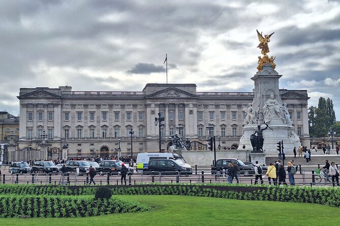 2 Hour Walking Tour from Buckingham Palace to Big Ben - Whitehall’s official spine: Admiralty Arch, Horse Guards, and the guardrail rules