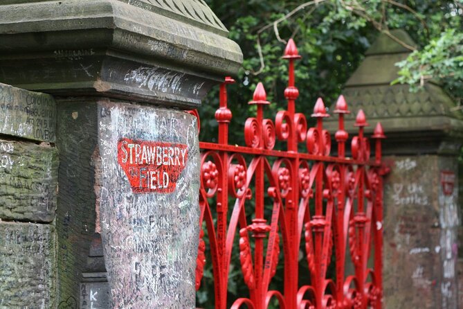 2 hours Best of the Beatles Highlights Taxi Tour of Liverpool - Key highlights I’d prioritize