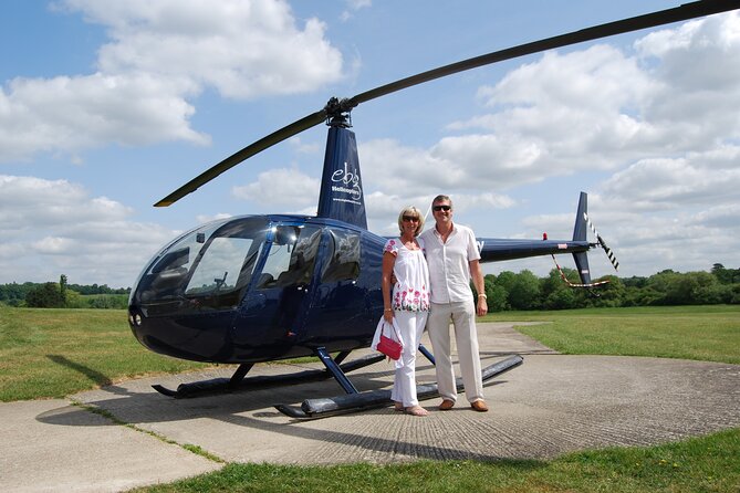 25 minute Royal Surrey Helicopter Tour - Denbies Vineyard and Polesden Lacey: Surrey’s big names seen quickly