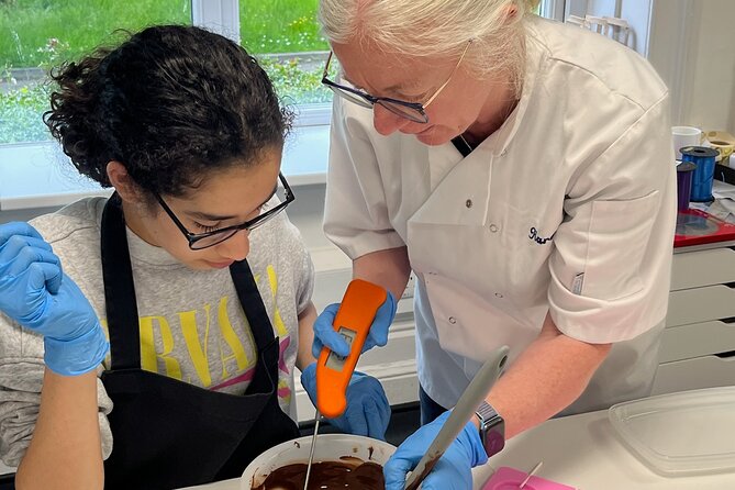 3 Hour Chocolate Making Experience in The Mayford business centre - What you take home: truffles, filled chocolates, and gift-ready packaging