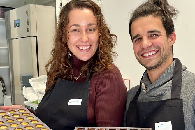 3 Hour Chocolate Making Experience in The Mayford business centre - Who this workshop suits best