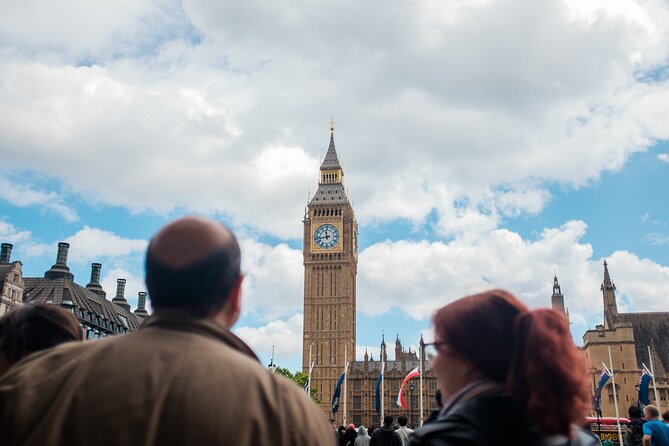 3-Hour Private Guided Walking Tour of London - Whitehall to 10 Downing Street: seeing the power center from the street