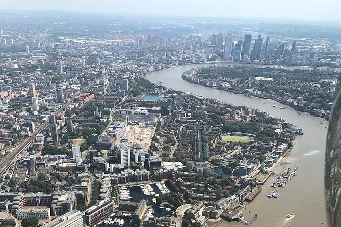 35 minute London Sightseeing Flight for 2 with Champagne - Who This Helicopter Tour Is Best For