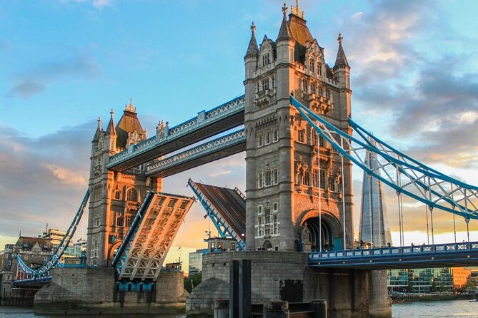 4-Hour Private Guided Tour of London on a Classic Itinerary - Big Ben and Westminster from the street, what you’ll miss, and why it still works