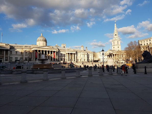 4 Hours Classic London Tour in a Private Vehicle - St Pauls Cathedral photo stop: what you get, what to plan