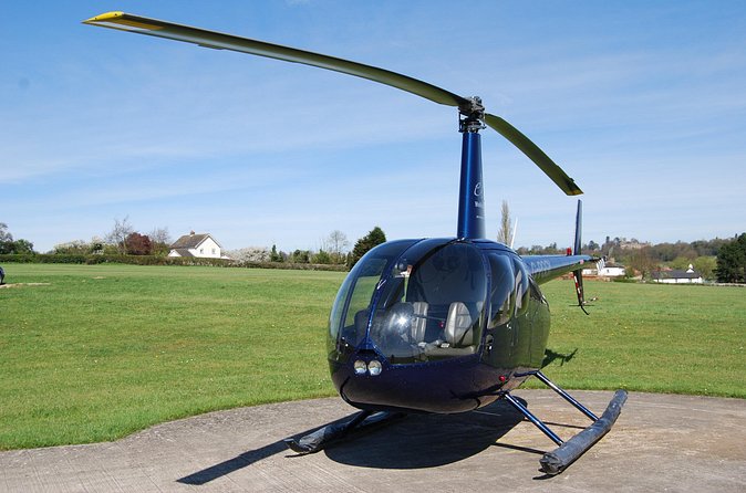 45 Minute London Olympic Helicopter Tour - Pilot personalities: James F., Anne-Marie, Ross, and the human touch