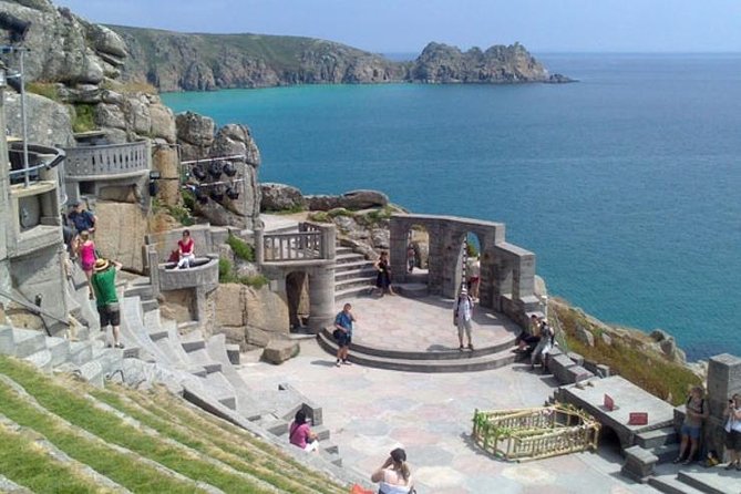 5-Day Devon and Cornwall Small-Group Tour from London - St Michael’s Mount and Minack Theatre: where Cornwall gets dramatic