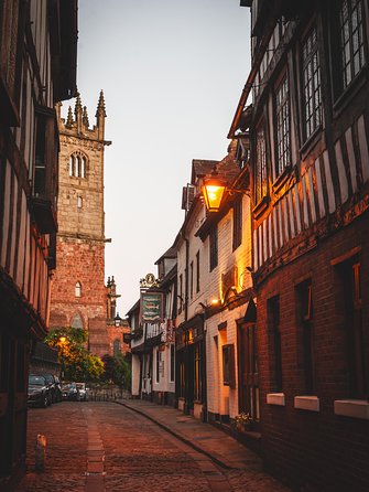 5-Day Heart of England, Wales & Yorkshire Small-Group Tour from London - Day 4: York free time at a medieval pace, or a Yorkshire Dales half-day