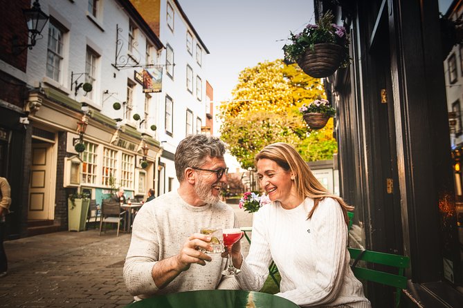 5-Day Heart of England, Wales & Yorkshire Small-Group Tour from London - Getting around on the 16-seat Mercedes mini-coach without losing your day