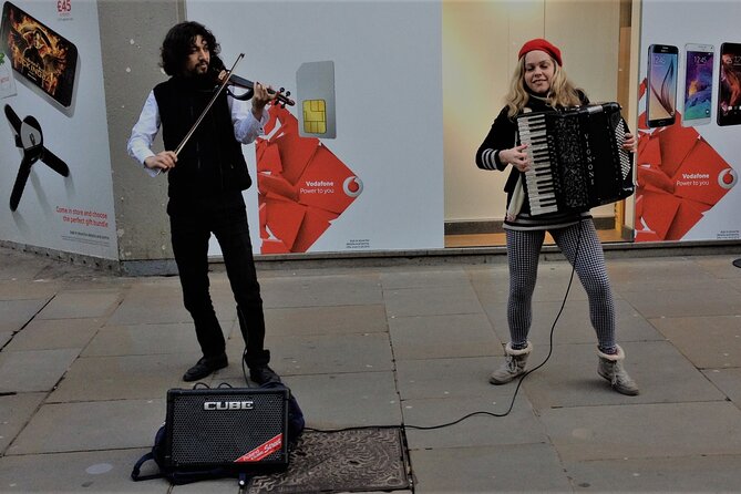 90 Minute Classic Walking Tour of Oxford - High Street and Magpie Lane: Colleges, Famous Alumni, and Tight Old Lanes