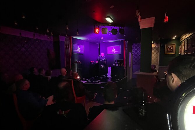 90 Minute Family Close-Up Magic and illusionism Show in Blackpool - Bar Drinks, Cocktails, and How to Budget for the Night
