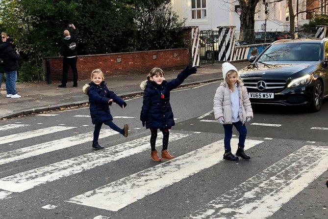 A Beatles London taxi tour and sightseeing experience - Riding in a Licensed London Black Taxi (and Using It Right)