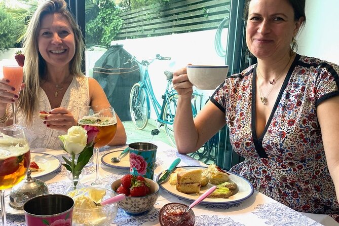 A Fun Afternoon of Baking Scones and Afternoon Tea - Practical Tips That Make Your Afternoon Smoother