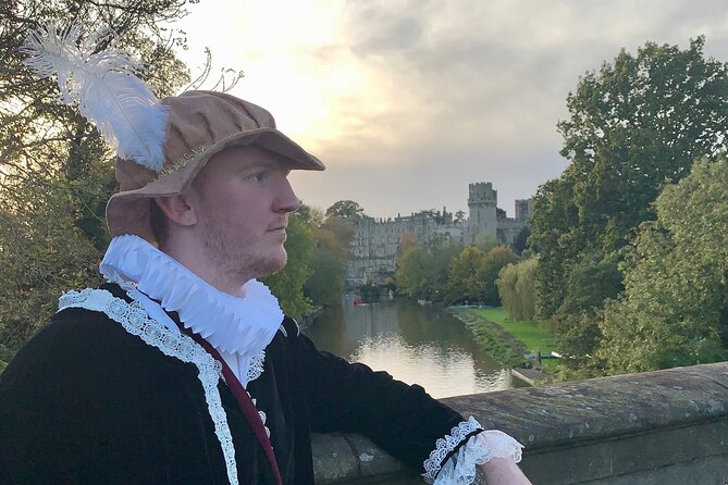A Historical tour of Warwick with Queen Elizabeth's Secret Lover - Randolph Turpin statue: ending with a human-sized landmark
