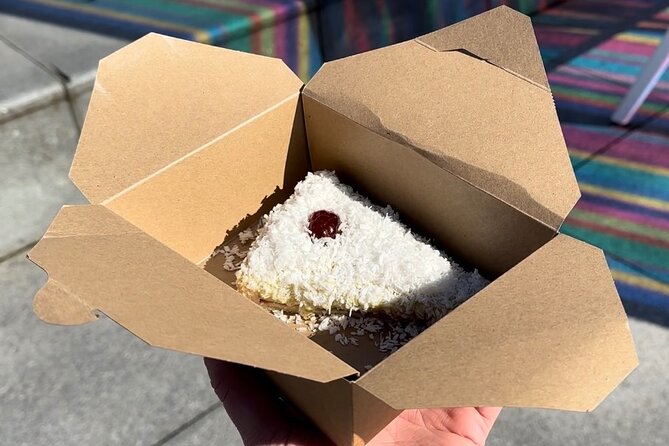 A Taste of Manchester and Salford with Meals , Drinks and Guide - The final hour in Manchester: local drinks and a meal sampler that fills you up