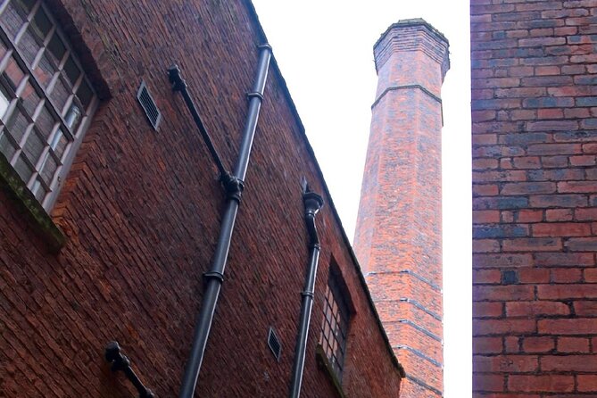 A Taste of Manchester's Cottonopolis with Meals, Drinks and Guide - How the Cottonopolis food tour keeps the pace relaxed
