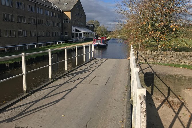 Afternoon Tea Cruise in North Yorkshire - Who This Afternoon Tea Cruise Is Best For