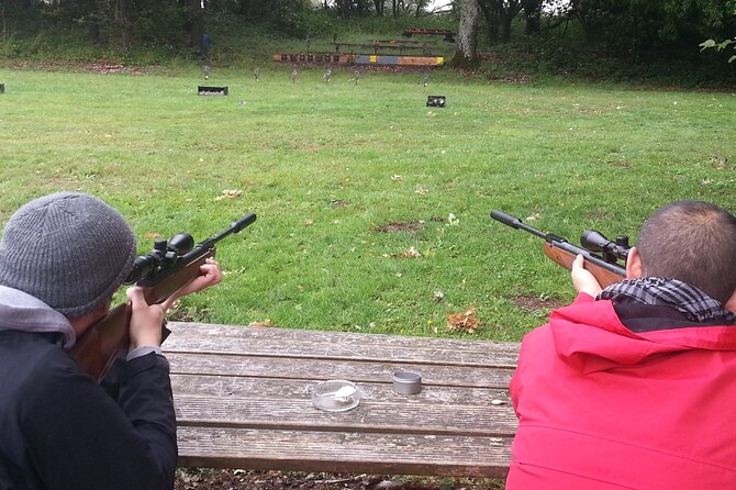 Air Rifle Shooting - One Hour - Instructor support and group size: what makes it family friendly