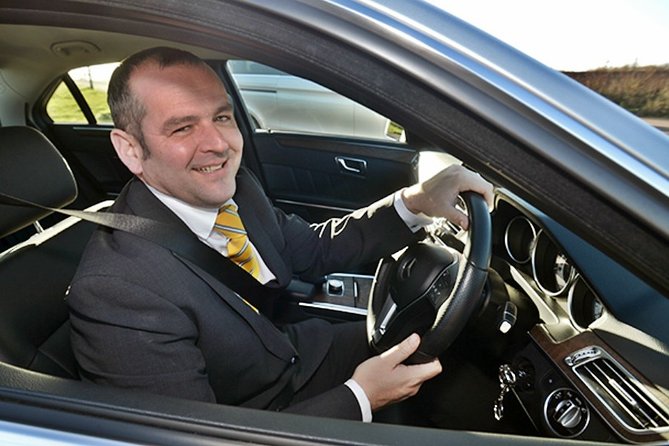 Airport Taxi Service | Nottinghamshire to London Heathrow Airport - Pickup from any Nottinghamshire location, and why that flexibility matters
