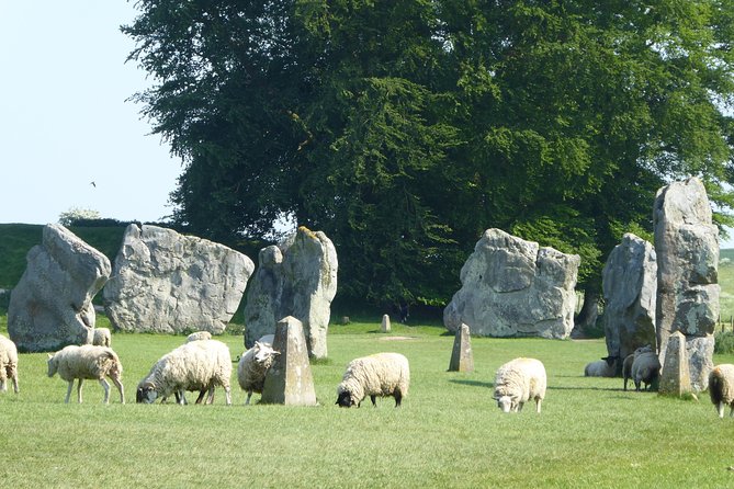 Ancient Britain Tour - Private Day Trip from Bath - West Kennet Long Barrow: a communal tomb with real atmosphere