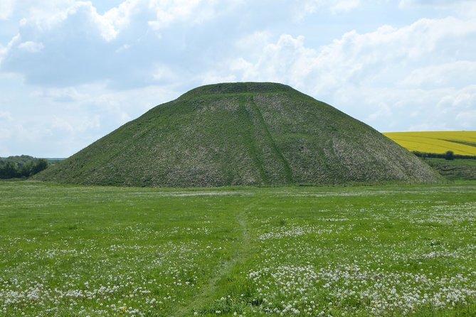 Ancient Britain Tour - Private Day Trip from Bath - Stonehenge with a guide: visitor centre plus the circle