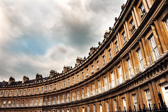 Bad of Bath fun Walking Tour of Bath - Stop One: The Circus and the Architecture That Feels Like Theater
