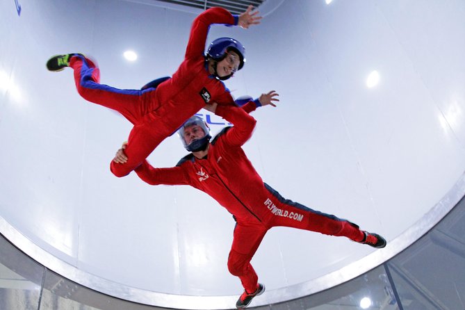 Basingstoke iFLY Indoor Skydiving Experience - 2 Flights & Certificate - Who this iFLY session is best for (and who should think twice)