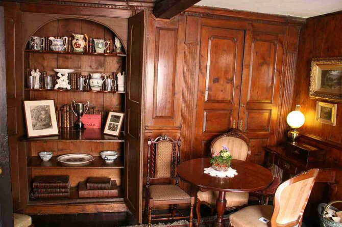 Beatrix Potter Afternoon Half Day - includes Hill Top and Cruise - Esthwaite Water and the William Heelis connection