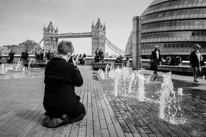 Beginners Photography Course - Small Group Workshop - Stop 2: Tower Bridge Photos With Composition, Depth of Field, and Focusing