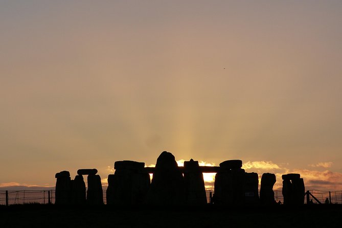 Bespoke private tours of Stonehenge and Avebury by car with local guide - Wiltshire by private car, and why it matters here