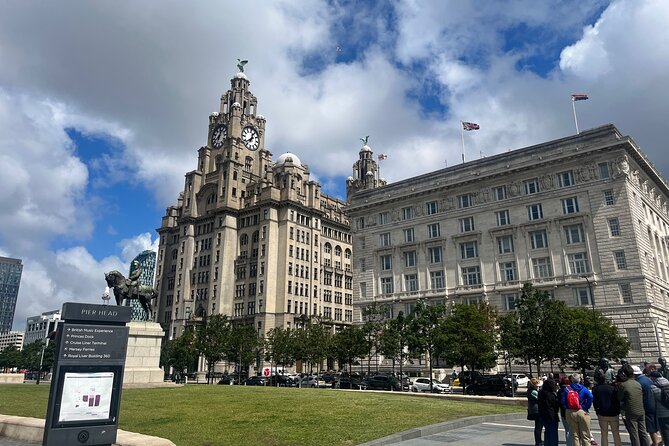 Best Of Liverpool Heritage, History & Culture Guided Walking Tour - Castle Street to Liverpool Town Hall: from medieval threads to 18th-century civic pride