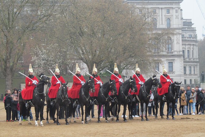 Best of London Private Day Tour - Westminster to the Guard: a focused start at Trafalgar Square