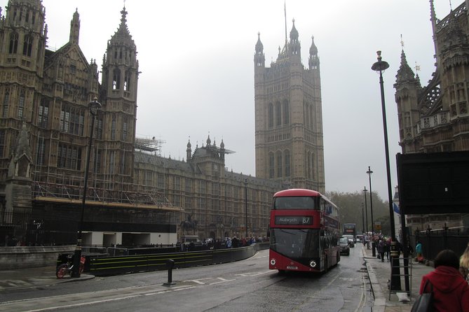 Best of London Private Day Tour - Traditional pub lunch: the schedule-friendly break