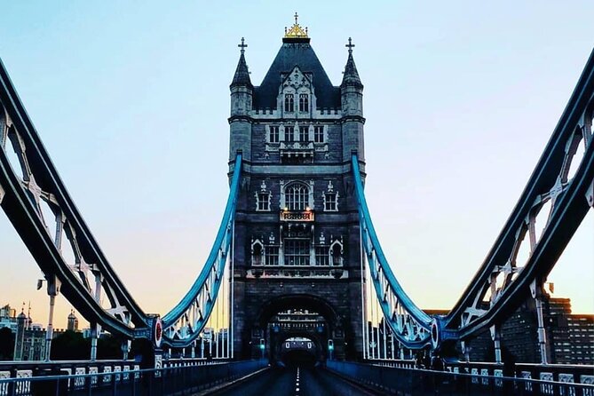 Best of London Walking Tour - 3 Hours, Small Group max 10 people - Price and group size, the real reasons this tour is a smart buy