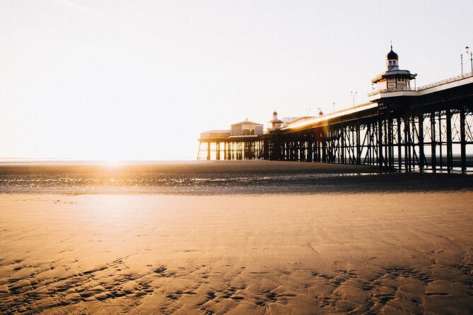 Blackpool Tour App, Hidden Gems Game and Big Britain Quiz (1 Day Pass) UK - How the GPS tour app keeps Blackpool on track