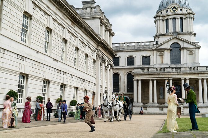 Blockbuster Film Tours - Old Royal Naval College, Greenwich - Meeting point and flow: ending inside the Painted Hall