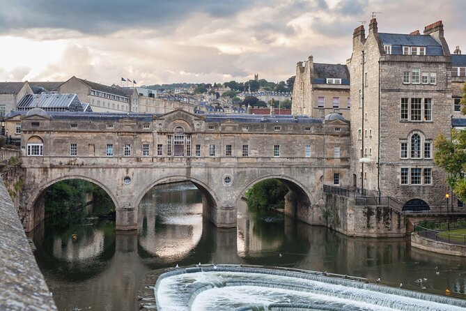 Bridgerton’s Filming Locations in Bath Audio Guide - A cafe stop where modern touches get hidden