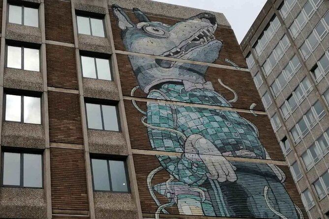 Bristol Street Art: Banksy Exploration Game and Tour - Stop 4 and the Banksy-Themed Story Moment