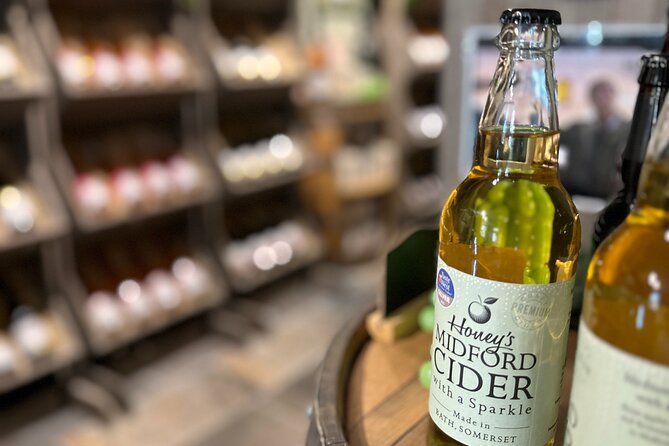 British Wine and Cheese Tasting Experience in City of Bath - Cheese board details that make the pairing work
