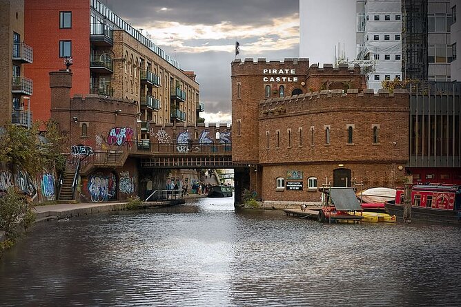 Britpop Camden: A Self-Guided Audio Tour in London - Stop by stop in Camden: cafes, markets, and the scene around Regent’s Canal