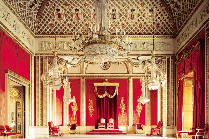 Buckingham Palace and Windsor Castle Escorted Tour from London - The Buckingham to Windsor transfer gap is the make-or-break part