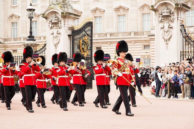 Buckingham Palace Entrance Ticket & Changing of the Guard Tour - Entering Buckingham Palace and the Royal Walk You Actually Want