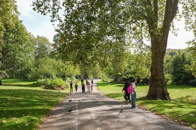 Buckingham Palace: Walking Tour with Entry & Audio Guide - St James’s Square to St. James’s Palace, then into St. James Park