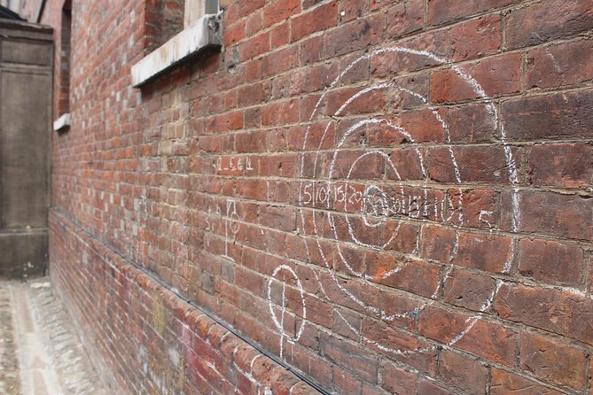 Call the Midwife Location Tour in Chatham - Meeting Your Midwife at Historic Dockyard Chatham