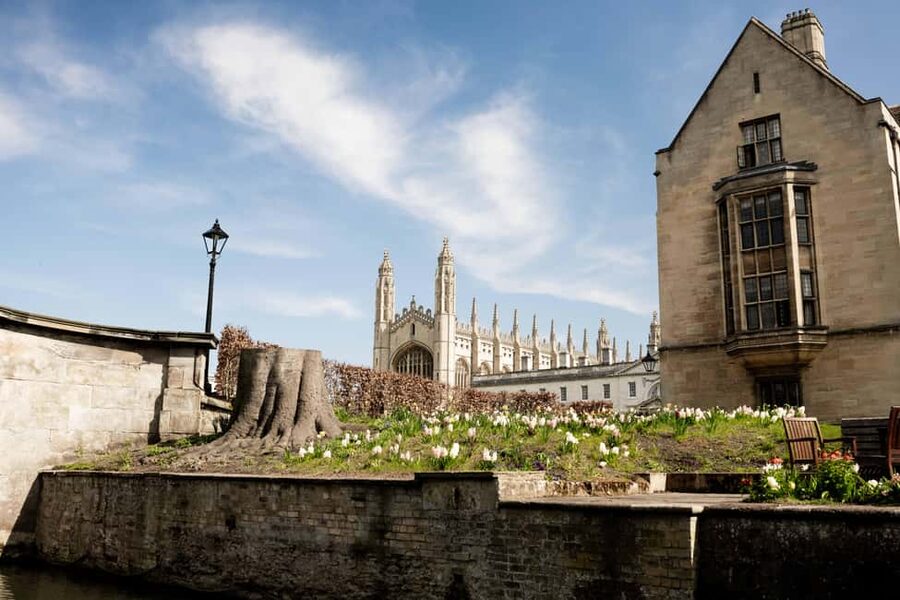 Cambridge: Alumni-Led Tour with King's College and Punt Tour - FAQ